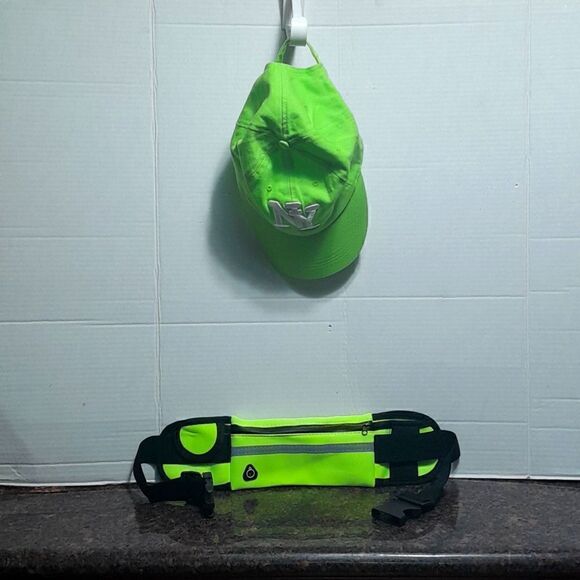 Neon New York Cap and Adjustible Fanny Pack...New - Picture 1 of 9